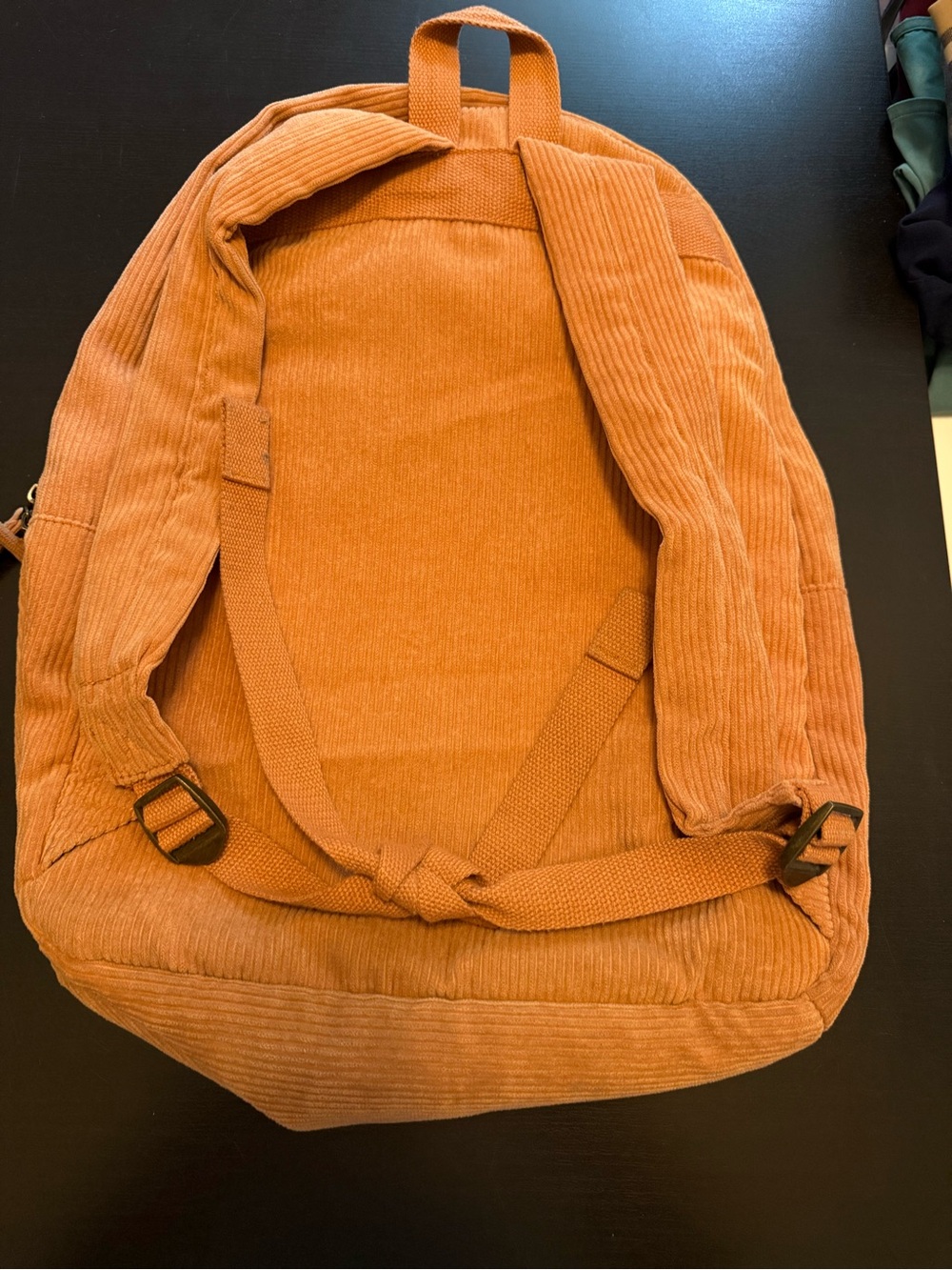 BILLABONG orange corduroy backpack. EUC. Lined inside with lightly padded sleeve - Picture 5 of 6